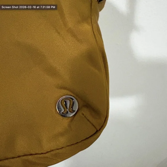 Lululemon Burnt Caramel Lululemon City Adventurer Crossbody 2.5L - Picture 4 of 7
